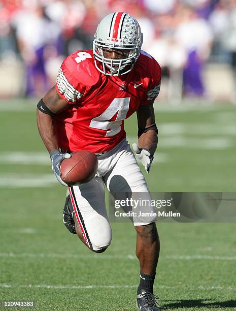 Ohio State Wide Receiver, Santonio Holmes, during the game against the Northwestern Wildcats, November 12 at Ohio Stadium in Columbus, Ohio. The...