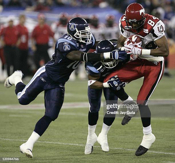 Calgary Stampeders slotback Nikolas Lewis makes a catch vs the Toronto Argonauts in CFL action at Rogers Centre in Toronto, Canada. September 30, 2006
