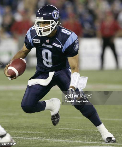 Toronto Argonauts QB Damon Allen looks for an opening vs the Calgary Stampeders in CFL action at Rogers Centre in Toronto, Canada. September 30, 2006