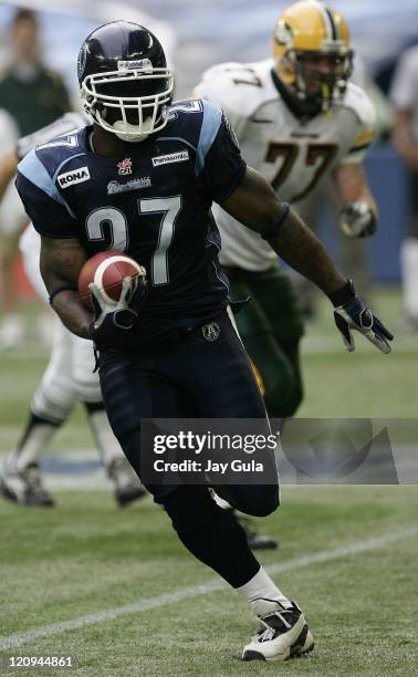 Toronto Argonauts running back Ricky Williams in action vs the Edmonton Eskimos in CFL action at Rogers Centre in Toronto, Canada. October 9, 2006