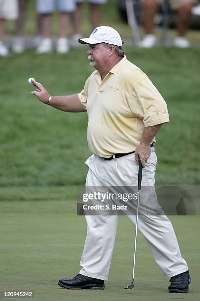 Craig Stadler in action during the third round of the U. S. Senior Open, July 30 held at the NCR Country Club, Kettering, Ohio.