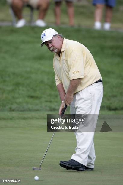 Craig Stadler in action during the third round of the U. S. Senior Open, July 30 held at the NCR Country Club, Kettering, Ohio.