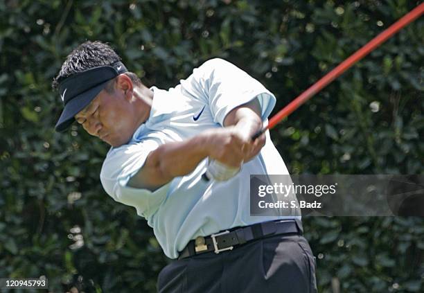 Choi on the first tee during the third round of the 2005 U.S. Open Golf Championship at Pinehurst Resort course 2 in Pinehurst, North Carolina on...