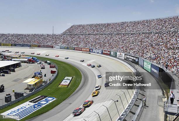 Mbna Racing Nascar Mbna Photos and Premium High Res Pictures - Getty Images