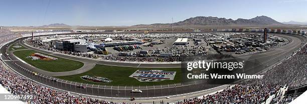 Atmosphere at the Crown Jewel of race tracks, the Las Vegas Motor Speedway, Las Vegas, Nevada, USA on March 10, 2007. Jeff Burton won the race one...