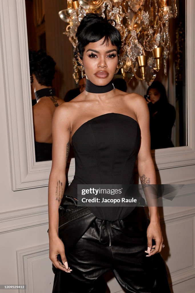 Monot : Guests - Paris Fashion Week Womenswear Fall/Winter 2020/2021
