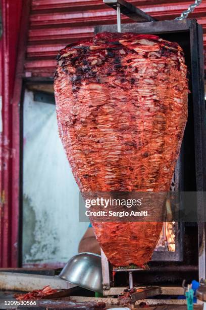 195 fotos e imágenes de Carne Al Pastor - Getty Images 195 fotos e imágenes de Carne Al Pastor - Getty Images