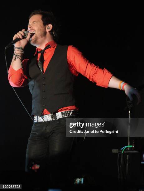 David Cook Body 13,253 David Cook Photos & High Res Pictures - Getty Images