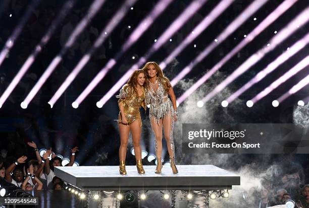 Jlo And Shakira Super Bowl Photos and Premium High Res Pictures - Getty