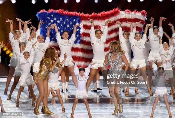 Jlo And Shakira Super Bowl Photos and Premium High Res Pictures - Getty