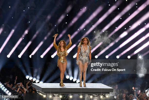 Jennifer Lopez Shakira Super Bowl Photos and Premium High Res Pictures