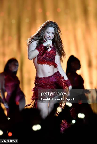 Shakira Super Bowl Photos and Premium High Res Pictures - Getty Images