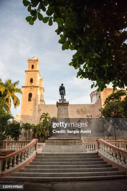 statue of manuel cepeda in mérida - merida mexico stock pictures, royalty-free photos & images