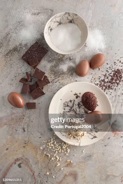 chocolate easter eggs. - sugar bowl crockery stock pictures, royalty-free photos & images