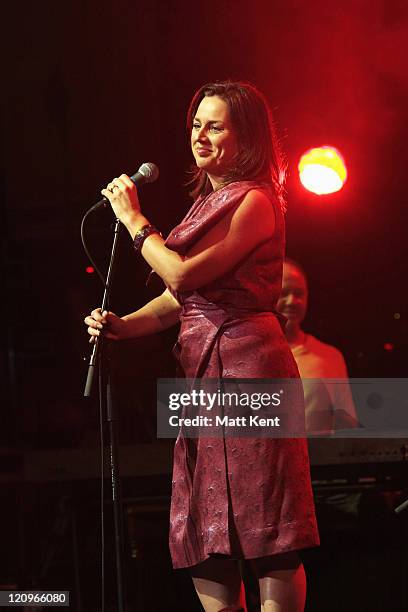 Actress Jill Halfpenny performs at the Teenage Cancer Trust Bandstand 2007 at The Sage September 22, 2007 in Gateshead, England.