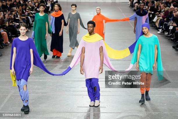 Model walks the runway during the Issey Miyake as part of the Paris Fashion Week Womenswear Fall/Winter 2020/2021 on March 01, 2020 in Paris, France.