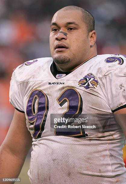 Baltimore Ravens Maake Kemoeatu during the game against the Cleveland Browns at Cleveland Browns Stadium in Cleveland Ohio on Jan. 1, 2006. The...