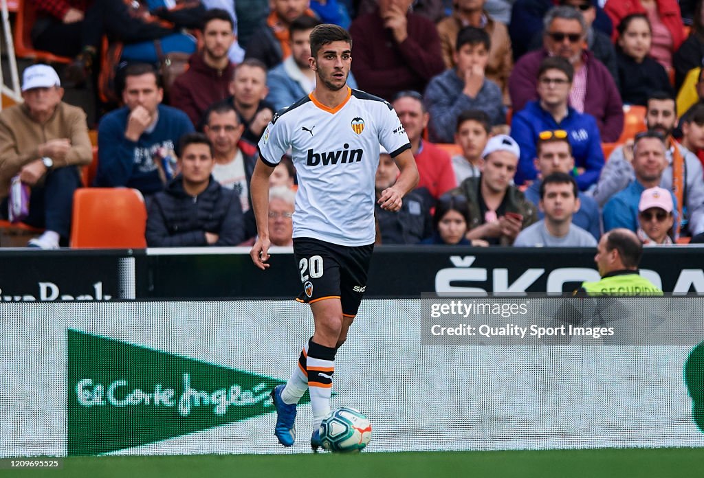 Valencia CF v Real Betis Balompie - La Liga
