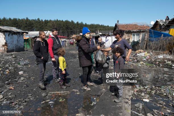 Zahari Alexandrov and a team of young volunteers distributed bags of food in the Fakulteta neighborhood of Sofia, on behalf of the Norwegian...