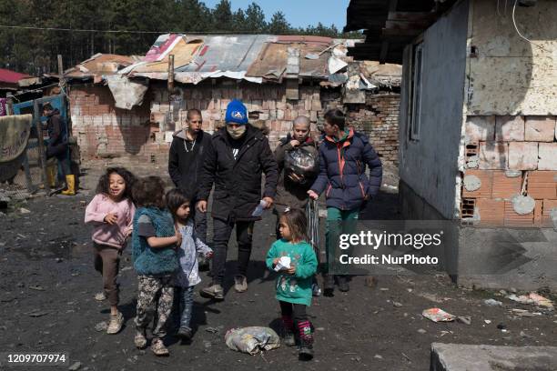 Zahari Alexandrov and a team of young volunteers distributed bags of food in the Fakulteta neighborhood of Sofia, on behalf of the Norwegian...