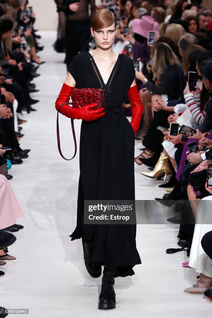 Valentino : Runway - Paris Fashion Week Womenswear Fall/Winter 2020/2021