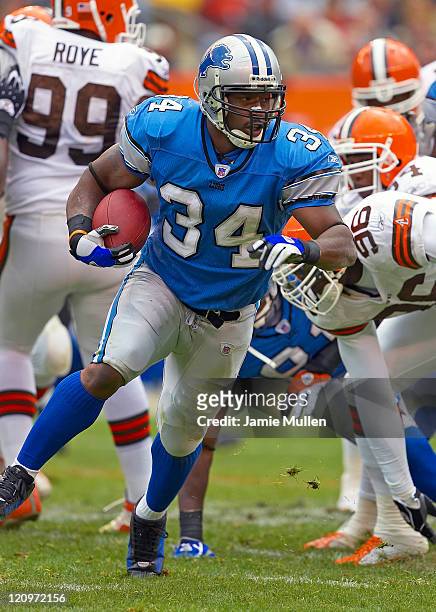 Detroit Lions Running Back, Kevin Jones, during the game against the Cleveland Browns, Sunday October 23, 2005 at Cleveland Browns Stadium in...