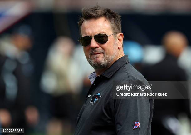 Head coach Bob Stoops of the Dallas Renegades on the field during warmups before the game against the Houston Roughnecks at an XFL football game on...