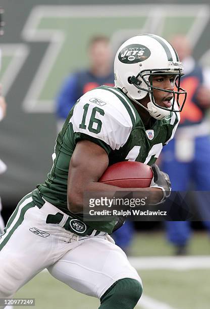 New York Jets rookie wide receiver Brad Smith turns the corner on an end arround during their 31 to 24 victory over the Detroit Lions on October 22,...