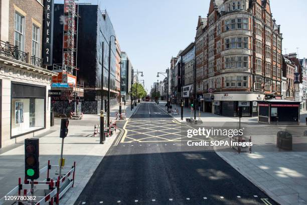 Nearly deserted Oxford Street during lockdown due to corona virus pandemic. United Kingdom Health Ministry recorded a total of 84,279 infections and...