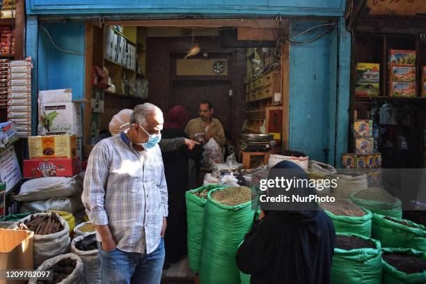 Azhar Mask Ahmed Market Photos and Premium High Res Pictures - Getty Images