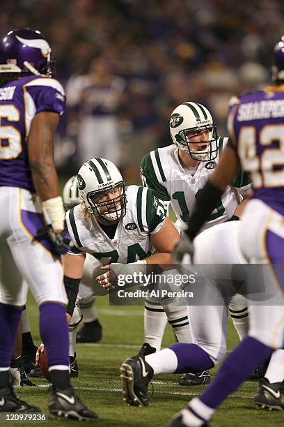 New York Jets C Nick Mangold in action during the New York Jets 26-13 victory over the Minnesota VIkings at the HHH Metrodome, Minneapolis,...