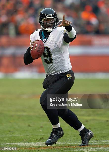 Jacksonville Jaguars Quarterback, David Garrard, during the game against the Cleveland Browns, Sunday December 4, 2005 at Cleveland Browns Stadium in...