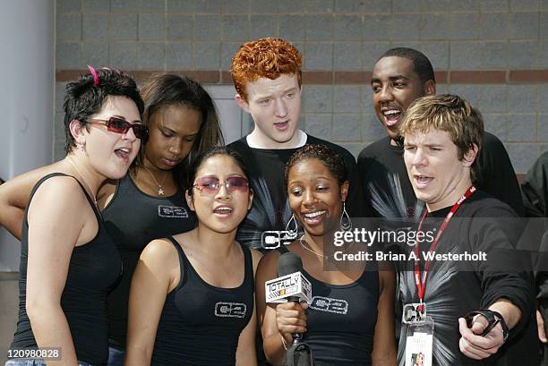 Amy Adams, Jennifer Hudson, John Stevens, George Huff, Jasmine Trias, La Toya London and Jon Peter Lewis from "American Idol" sing for "Totally...