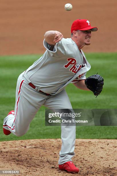 Brett Myers of the Philadelphia Phillies pitches against the New York Mets at Shea Stadium on May 25, 2006 in Flushing, New York. The Phillies...