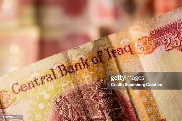 Iraq Money Stack Iraq Money Photos and Premium High Res Pictures - Getty Images