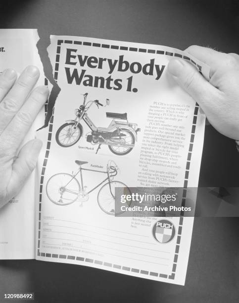 Hands Ripping Poster Man Tearing Poster Photos and Premium High Res Pictures - Getty Images