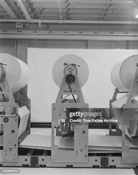 Paper Factory Machine Photos and Premium High Res Pictures - Getty Images