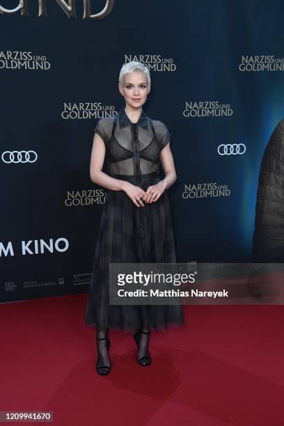 Emilia Schuele attends the world premiere of the movie "Narziss und Goldmund" at Zoo Palast on March 02, 2020 in Berlin, Germany.