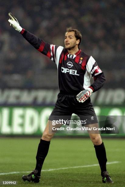 Milan keeper Sebastiano Rossi during the Serie A match against Juventus at the Stadio Delle Alpi in Turin, Italy. \ Mandatory Credit: Claudio Villa...