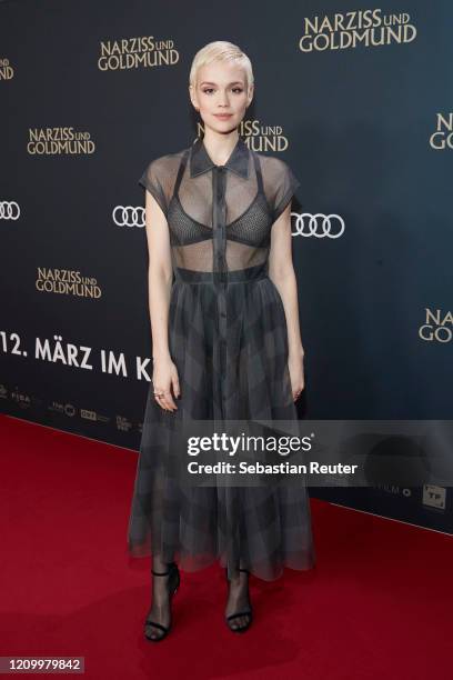 Emilia Schuele attends the world premiere of the movie "Narziss und Goldmund" at Zoo Palast on March 02, 2020 in Berlin, Germany.