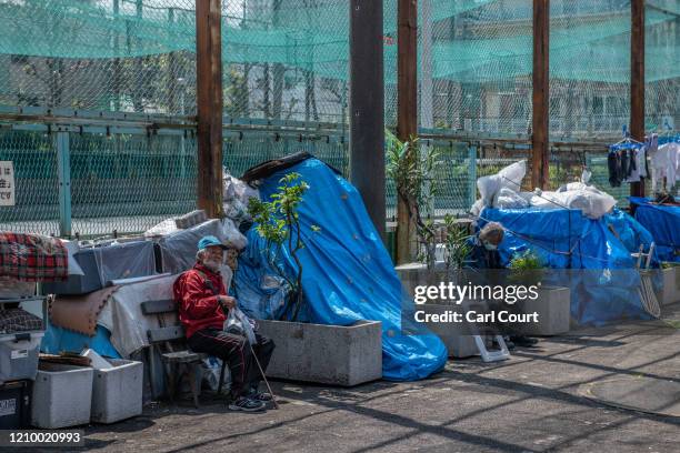 Netcafe Homeless Japan Greater Tokyo Photos and Premium High Res Pictures - Getty Images