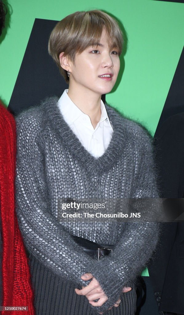 Suga of BTS arrives at the Melon Music Awards 2019 at Gocheok Sky...  Fotografía de noticias - Getty Images