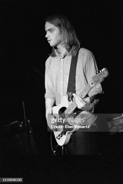 Kurt Elzner performing with Mazzy Star at Woody's in New York City on August 9, 1990.