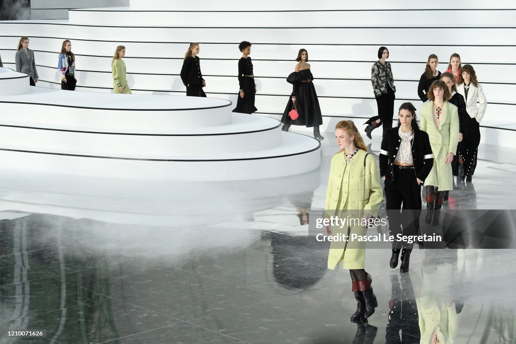 Chanel : Runway - Paris Fashion Week Womenswear Fall/Winter 2020/2021