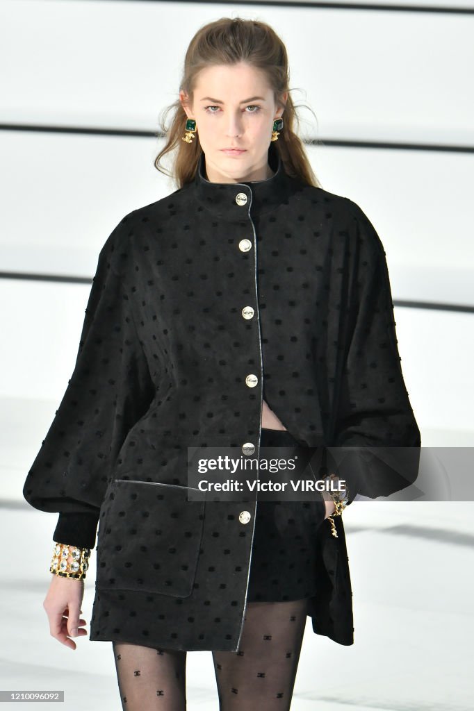 Chanel : Runway - Paris Fashion Week Womenswear Fall/Winter 2020/2021