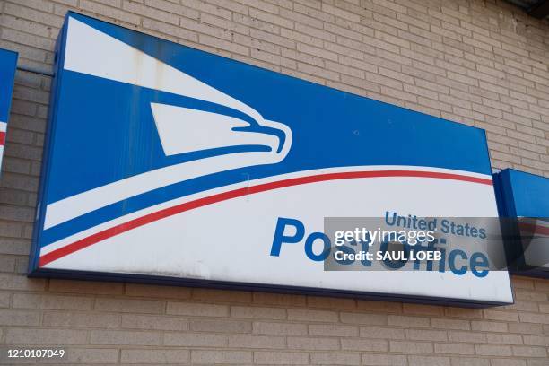 Usps Store Sign Usps Sign Photos and Premium High Res Pictures - Getty Images