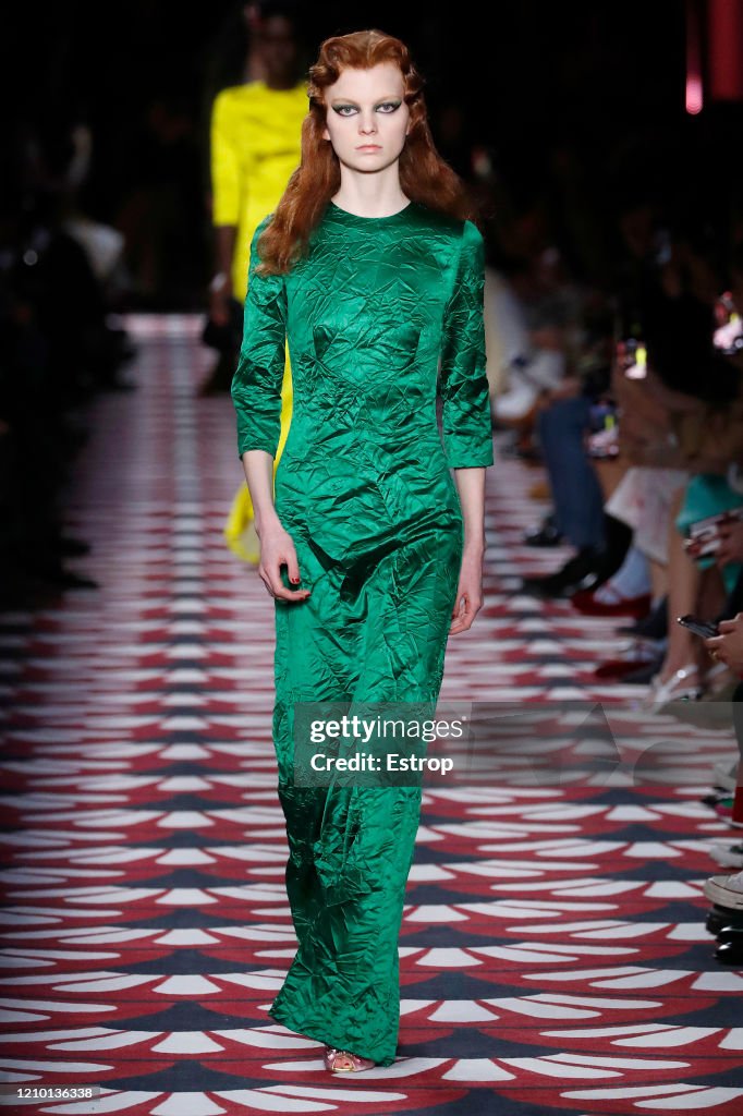 Miu Miu : Runway - Paris Fashion Week Womenswear Fall/Winter 2020/2021