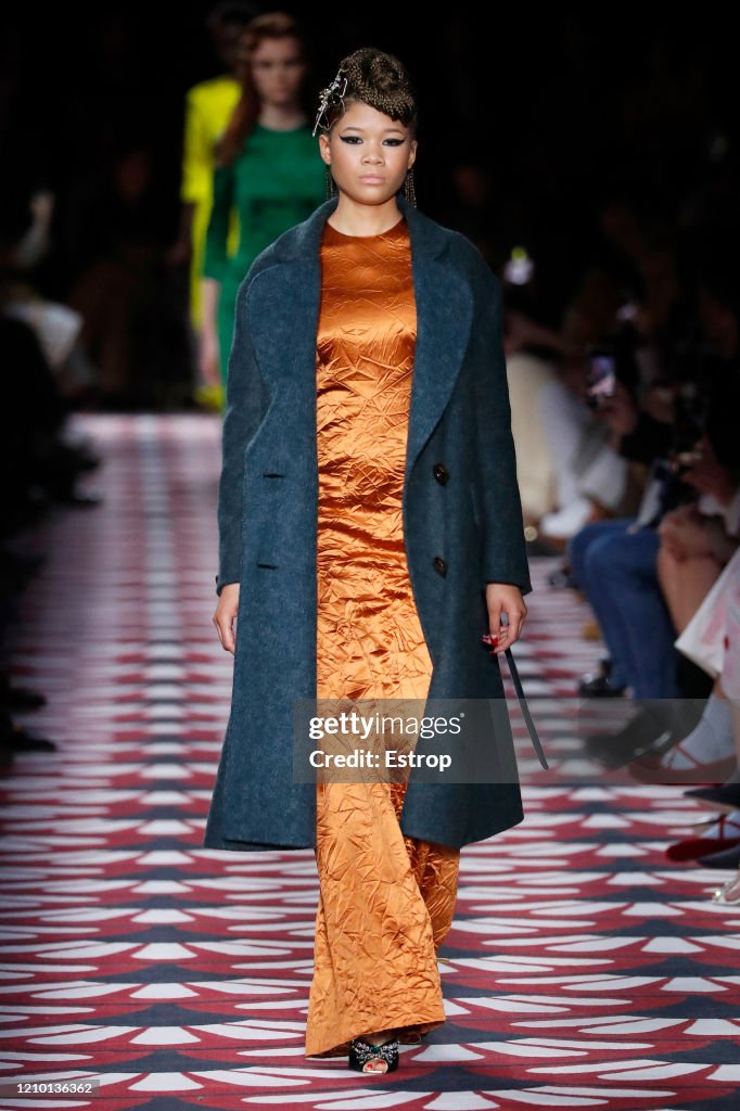 Miu Miu : Runway - Paris Fashion Week Womenswear Fall/Winter 2020/2021