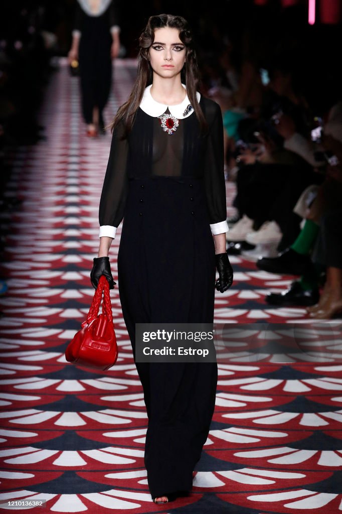 Miu Miu : Runway - Paris Fashion Week Womenswear Fall/Winter 2020/2021