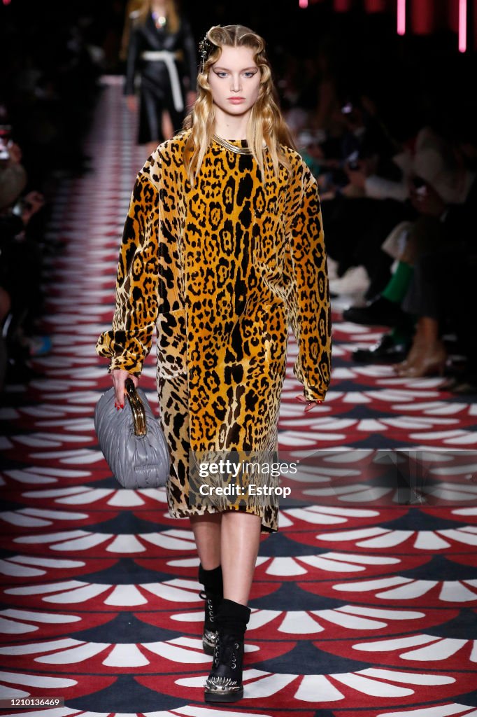 Miu Miu : Runway - Paris Fashion Week Womenswear Fall/Winter 2020/2021